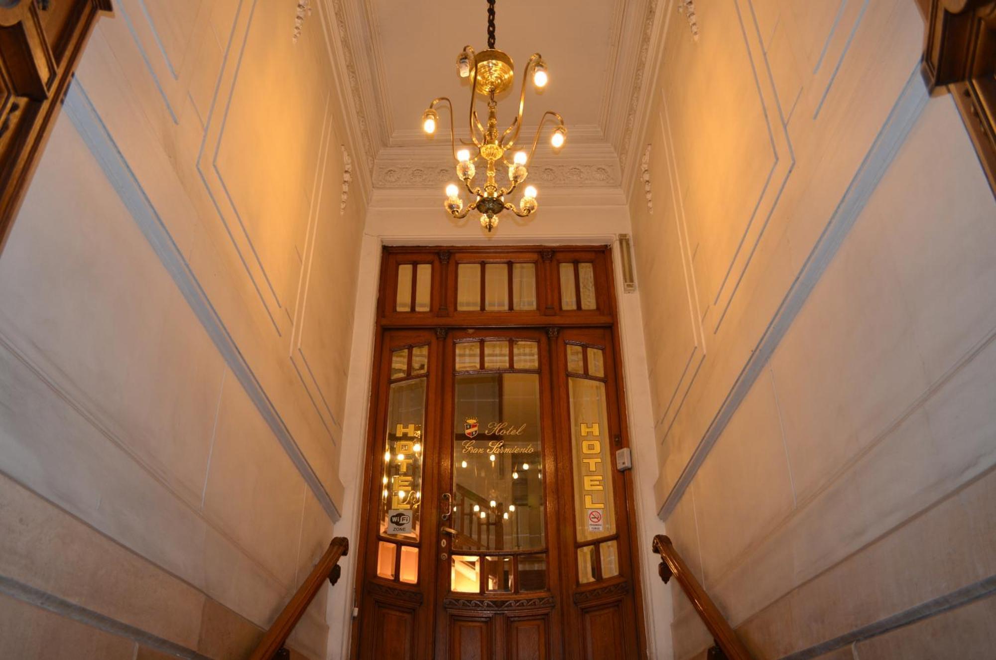 Hotel Gran Sarmiento Buenos Aires Dış mekan fotoğraf