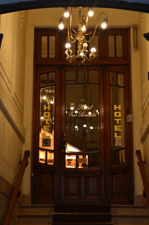 Hotel Gran Sarmiento Buenos Aires Dış mekan fotoğraf